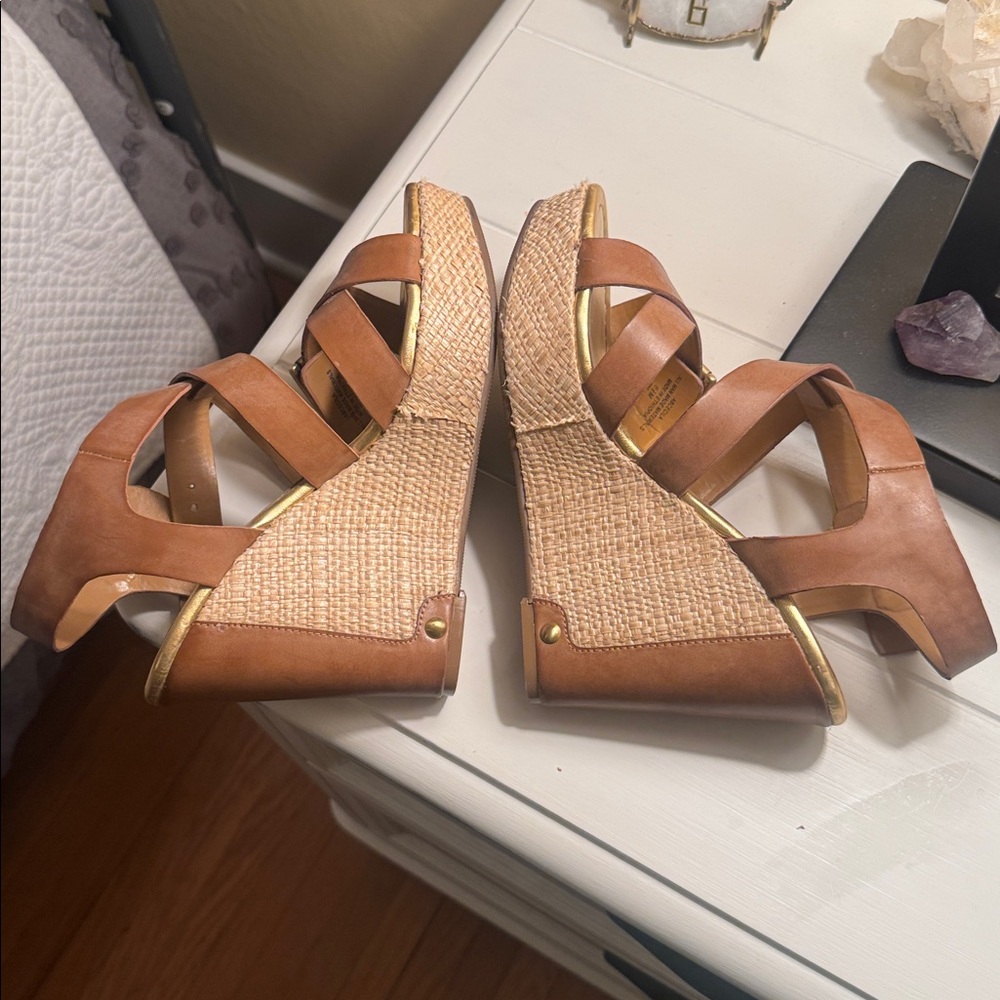 Audrey Brooke Brown Wedge Sandals - Picture 5 of 6